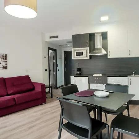 Capua Aparthotel 4*