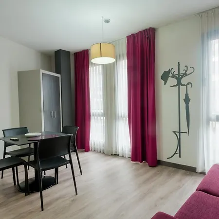 Apartmanhotel Capua 2*