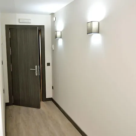 Apartmanhotel Capua Gijón