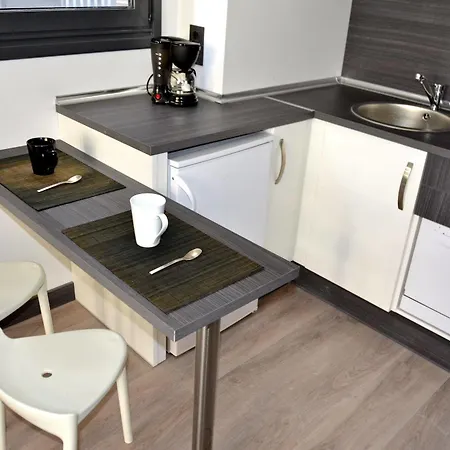 Capua Apartmanhotel 2*