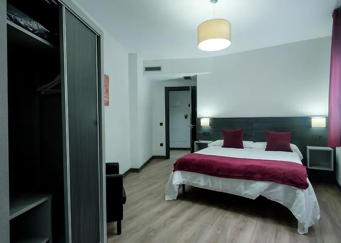 Capua Aparthotel Gijón